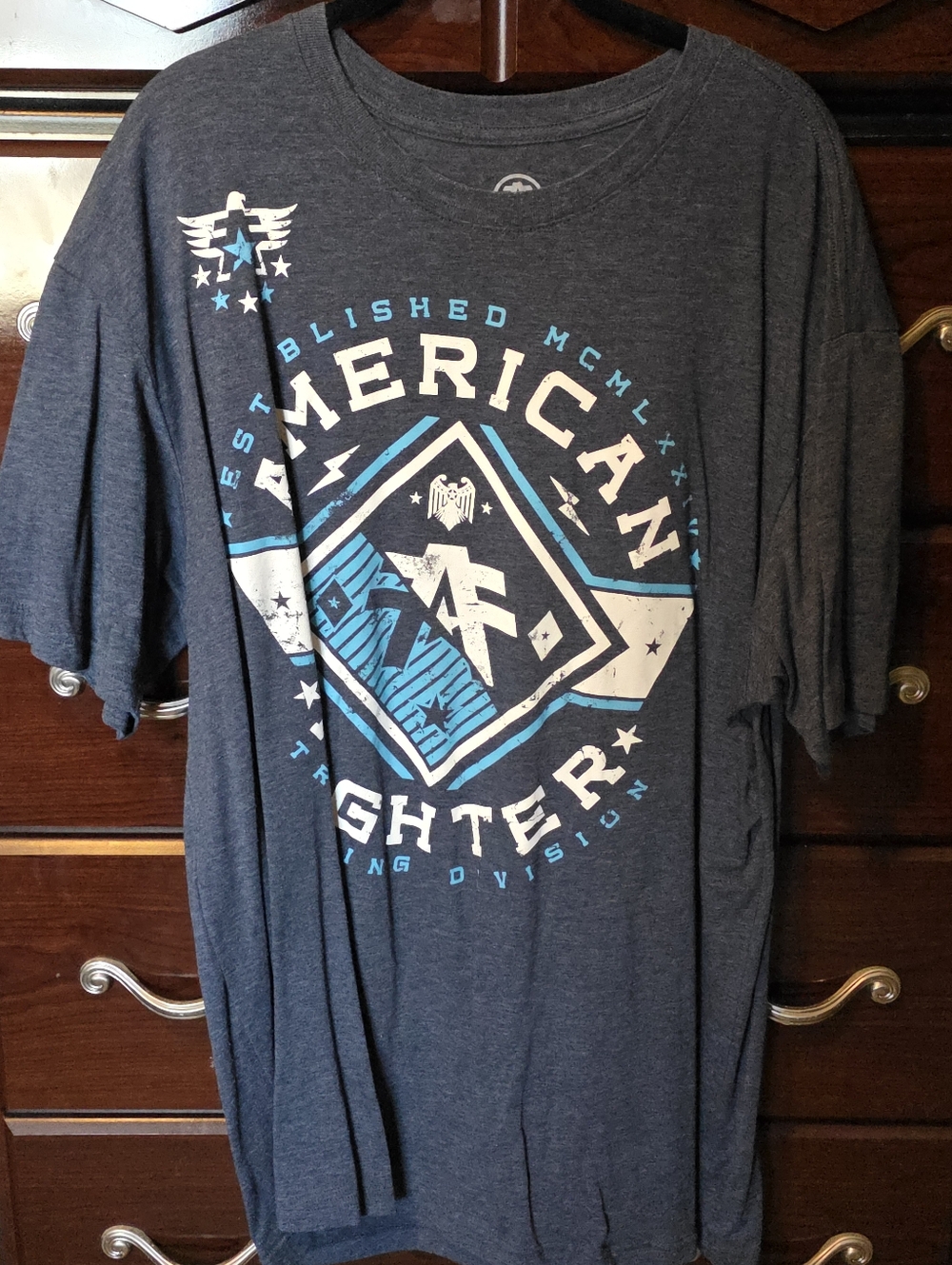 American Fighter Dark Blue Short Sleeve Tee with Blue & White Graphic sz 3xl